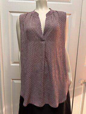LOFT Sleeveless Burgundy Geo Print Blouse Size Medium